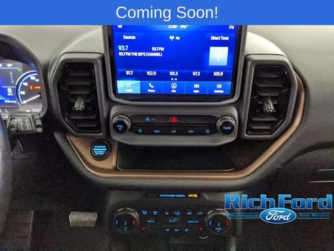 Used 2023 Ford Bronco Sport Outer Banks w/ Tech Package AWD/4WD image 8