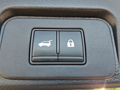 Used 2021 Nissan Rogue SL w/ Premium Package AWD/4WD image 30