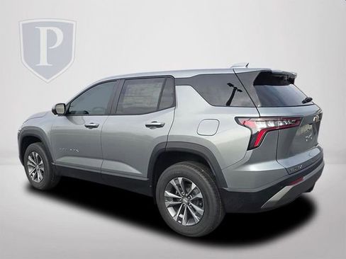 New 2026 Chevrolet Equinox LT w/ Safety and Technology Package image 9