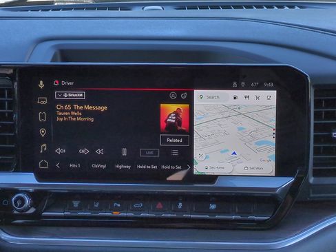 Used 2025 GMC Sierra 3500 SLT w/ SLT Premium Package image 19