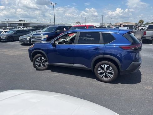 Used 2023 Nissan Rogue SV AWD/4WD image 7