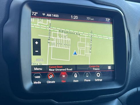 Used 2023 Jeep Renegade Latitude image 22