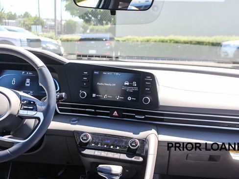 Certified 2026 Hyundai Elantra Sport FWD image 17