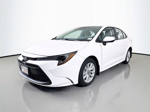 New 2026 Toyota Corolla LE image 3