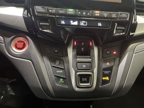 Used 2023 Honda Odyssey EX-L image 19