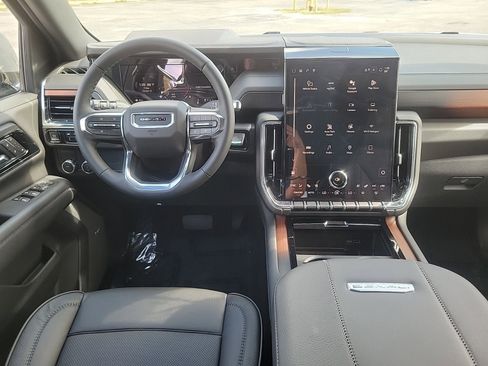 New 2026 GMC Yukon XL Denali image 15