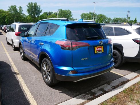 Used 2017 Toyota RAV4 Limited w/ Carpet Mat Package AWD/4WD image 3