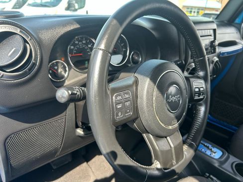 Used 2016 Jeep Wrangler Unlimited Sport w/ Quick Order Package 24S AWD/4WD image 13