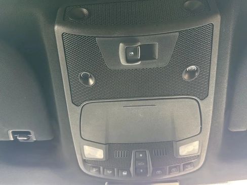 Used 2016 Ford F150 Platinum w/ Equipment Group 701A Luxury image 19