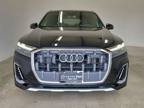 Used 2025 Audi Q7 3.0T Premium Plus AWD/4WD image 2