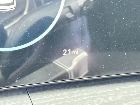 New 2025 Hyundai Santa Fe Limited image 17