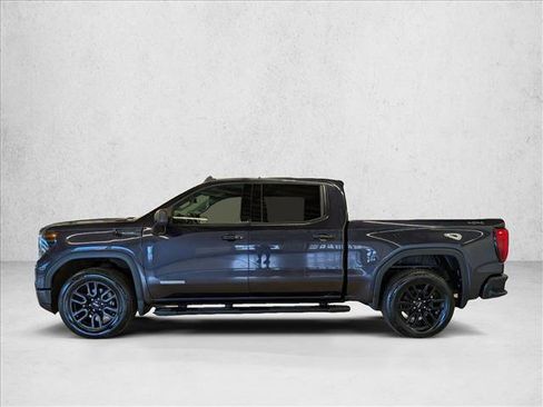 Used 2022 GMC Sierra 1500 Elevation w/ LPO, Elevation Black Package AWD/4WD image 9