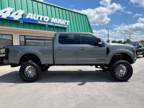 Used 2022 Ford F350 Lariat w/ Black Appearance Package AWD/4WD image 2