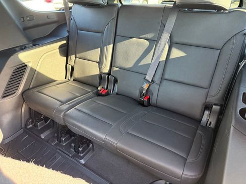 Used 2023 Chevrolet Tahoe Z71 w/ Z71 Off-Road Package image 15