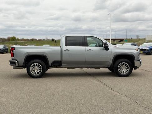 Used 2024 Chevrolet Silverado 2500 LTZ w/ LTZ Plus Package AWD/4WD image 5