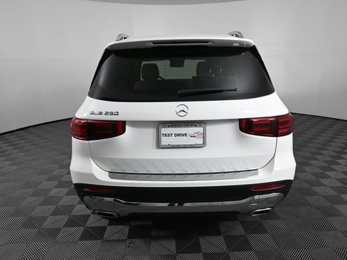 Certified 2025 Mercedes-Benz GLB 250 image 28