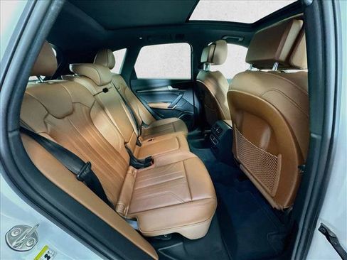 Used 2025 Audi Q5 2.0T Premium Plus w/ Premium Plus Package AWD/4WD image 26