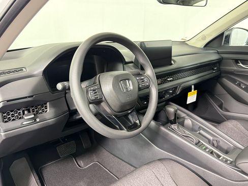 New 2026 Honda Accord SE image 3