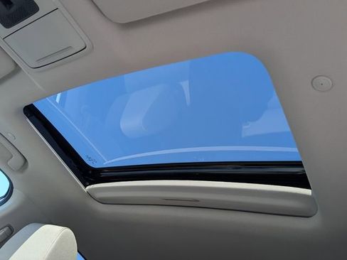 Used 2025 Honda CR-V EX image 31