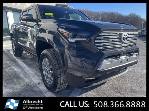 Used 2024 Toyota Tacoma Limited image 7