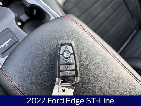 Used 2022 Ford Edge ST-Line w/ Class II Trailer Tow Package image 28