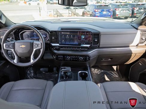 Used 2024 Chevrolet Silverado 1500 LTZ w/ LTZ Convenience Package II AWD/4WD image 38