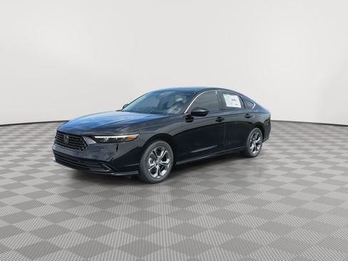 New 2026 Honda Accord EX-L image 4
