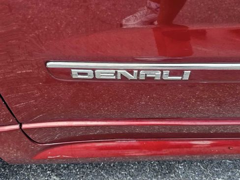 Used 2011 GMC Acadia Denali AWD/4WD image 19