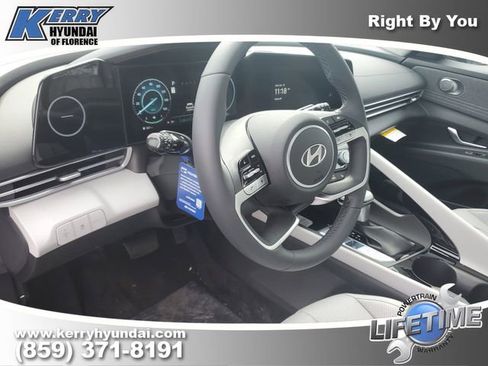 New 2026 Hyundai Elantra Limited image 20