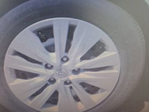 Used 2024 Nissan Sentra S FWD image 9