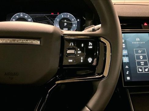 Certified 2025 Land Rover Range Rover Evoque S AWD/4WD image 21