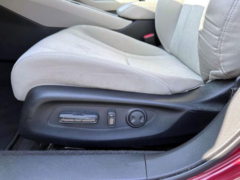 Used 2024 Honda Accord EX image 10