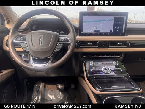 Used 2022 Lincoln Nautilus Reserve AWD/4WD image 21