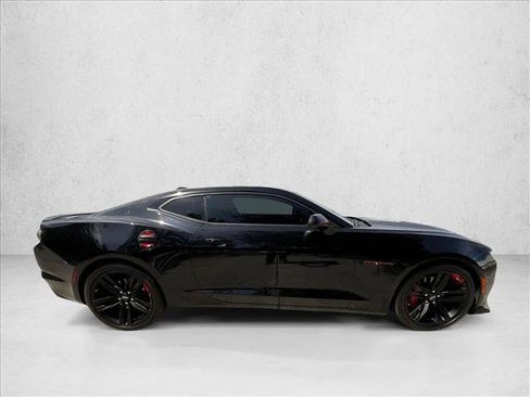 Used 2022 Chevrolet Camaro LT w/ Redline Edition RWD image 5