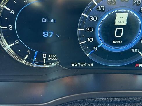 Used 2018 Cadillac Escalade ESV Premium Luxury w/ LPO, Radiant Package AWD/4WD image 31