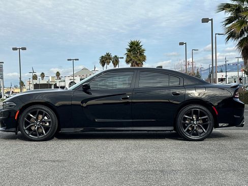 Used 2021 Dodge Charger R/T w/ Blacktop Package image 7