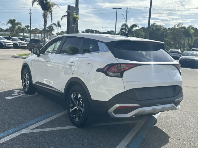 Used 2024 Kia Sportage EX FWD image 8