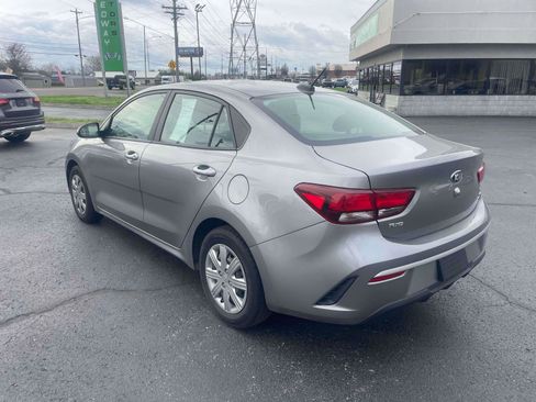 Used 2021 Kia Rio S image 3