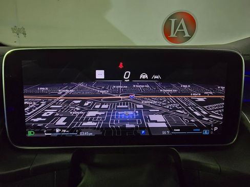 Used 2026 Mercedes-Benz GLC 300 4MATIC image 22