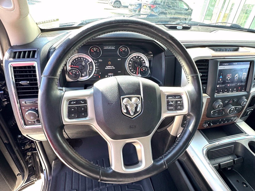 Used 2018 RAM 1500 Laramie w/ Convenience Group AWD/4WD image 33