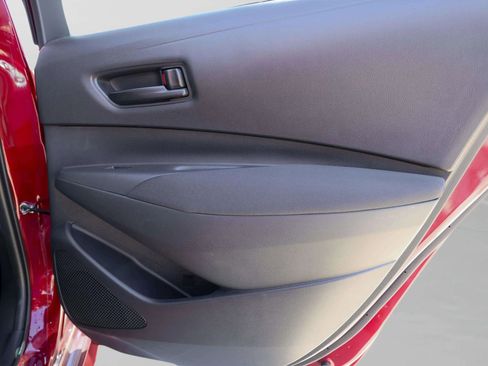 Used 2023 Toyota Corolla LE image 28