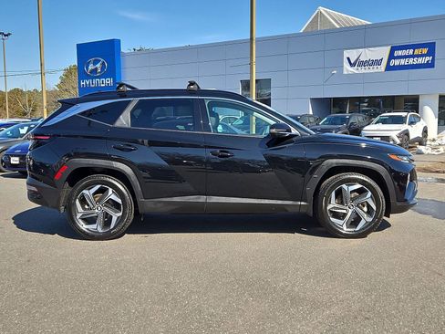 Certified 2023 Hyundai Tucson Limited AWD/4WD image 32