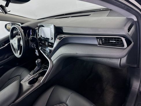 Certified 2024 Toyota Camry SE image 27