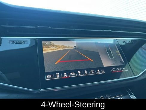 Used 2021 Audi Q8 Prestige image 25
