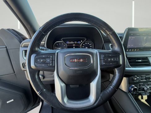 Used 2021 GMC Yukon SLT w/ SLT Premium Package image 17