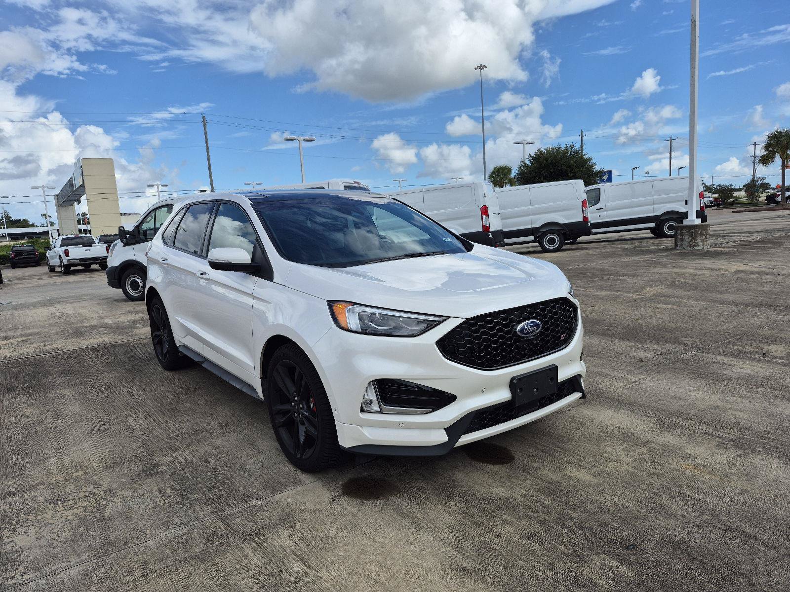 Used 2019 Ford Edge ST w/ Equipment Group 401A AWD/4WD image 18