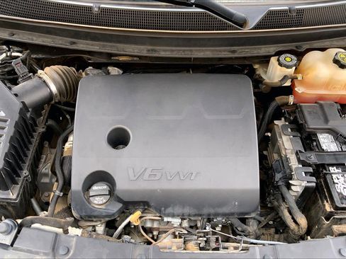 Used 2019 Chevrolet Traverse LT image 32