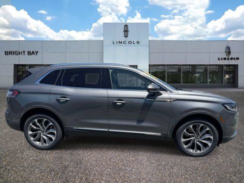 Certified 2023 Lincoln Nautilus Reserve w/ Equipment Group 201A AWD/4WD image 3