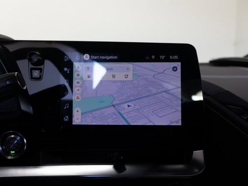 Used 2025 Chevrolet Corvette Stingray Preferred Cpe w/ 2LT image 27