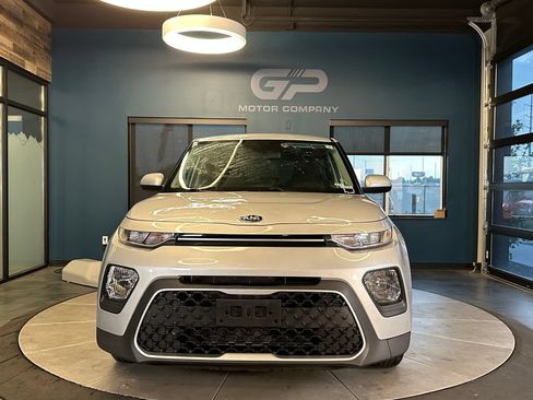Used 2020 Kia Soul LX FWD image 8